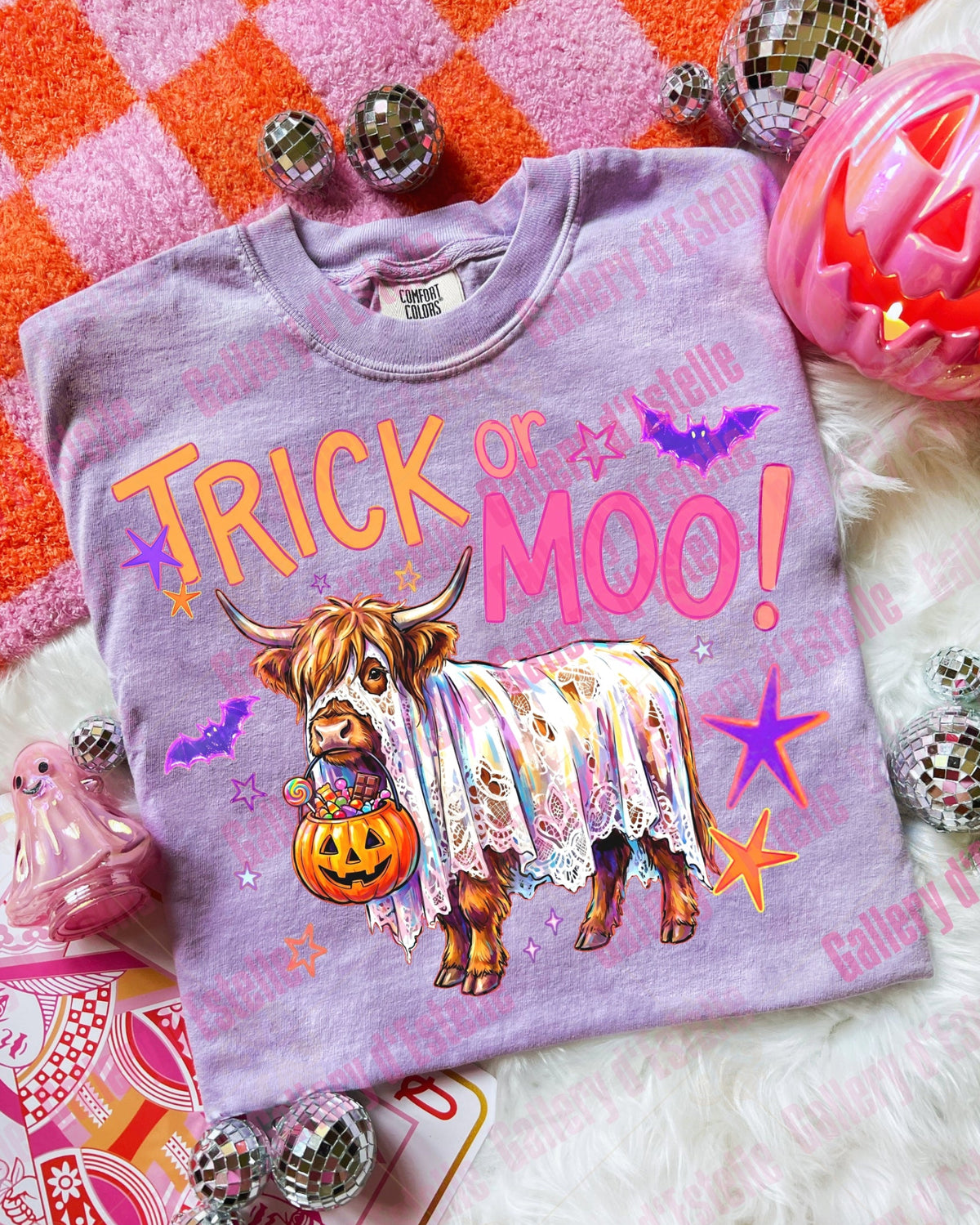 Trick or Moo PNG, Retro Spooky Highland Cow, Funny Trick or Treat Graphic, Trendy Halloween Shirt Design